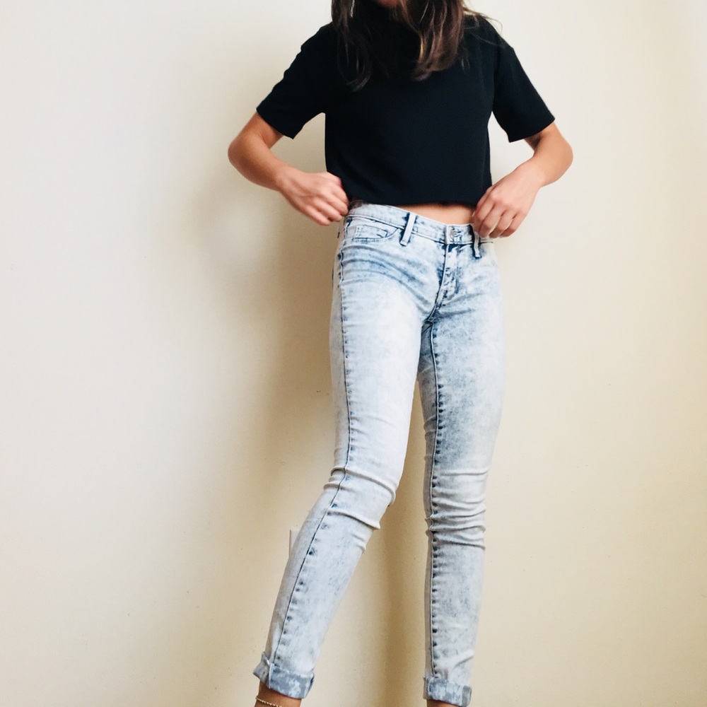 Acid wash jeans